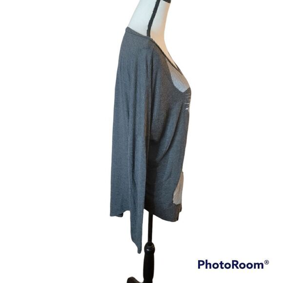 Abercrombie & Fitch Jersey Knit Abstract Top. Size S. - Picture 2 of 8